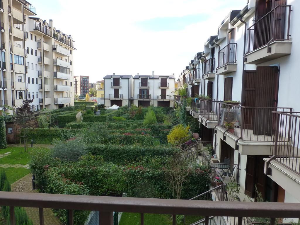 Rutilia22 * Milano